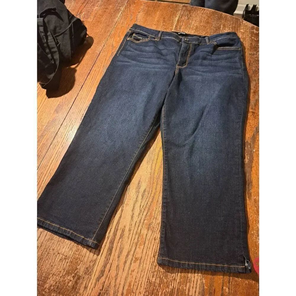 Nine West Size 14 Chrystie denim capris pockets belt loops ankle slit blue jeans